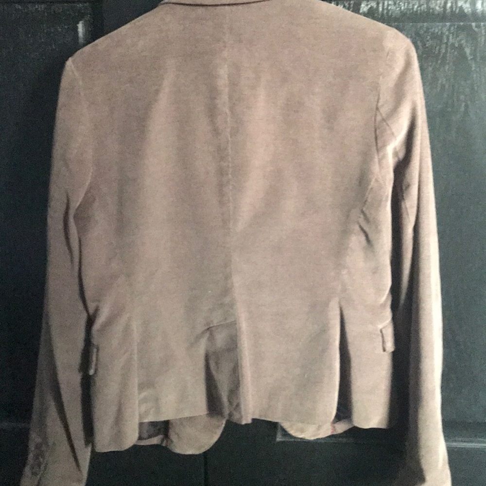 Blazer - Picture 2 of 2